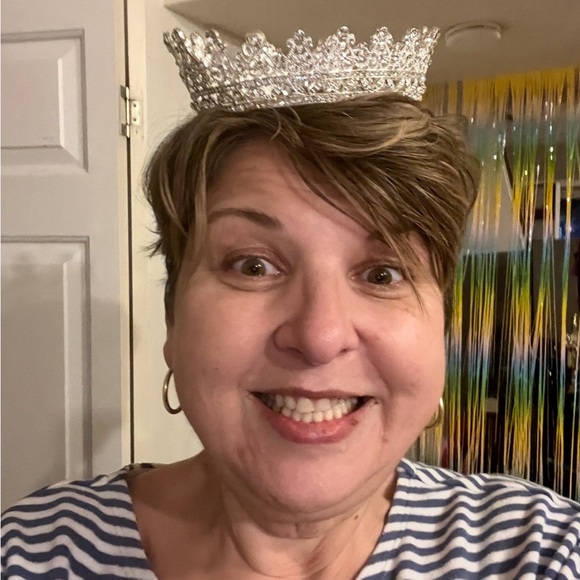 Meet your Posher, @missmac51! - Picture 2 of 13